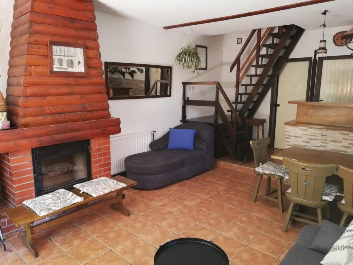גורניי זבצאי Holiday Home Mreznica מראה חיצוני תמונה