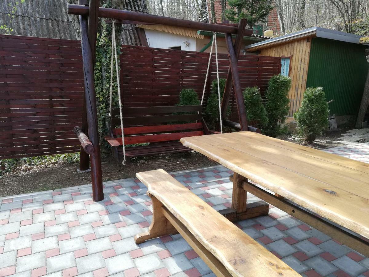 גורניי זבצאי Holiday Home Mreznica מראה חיצוני תמונה